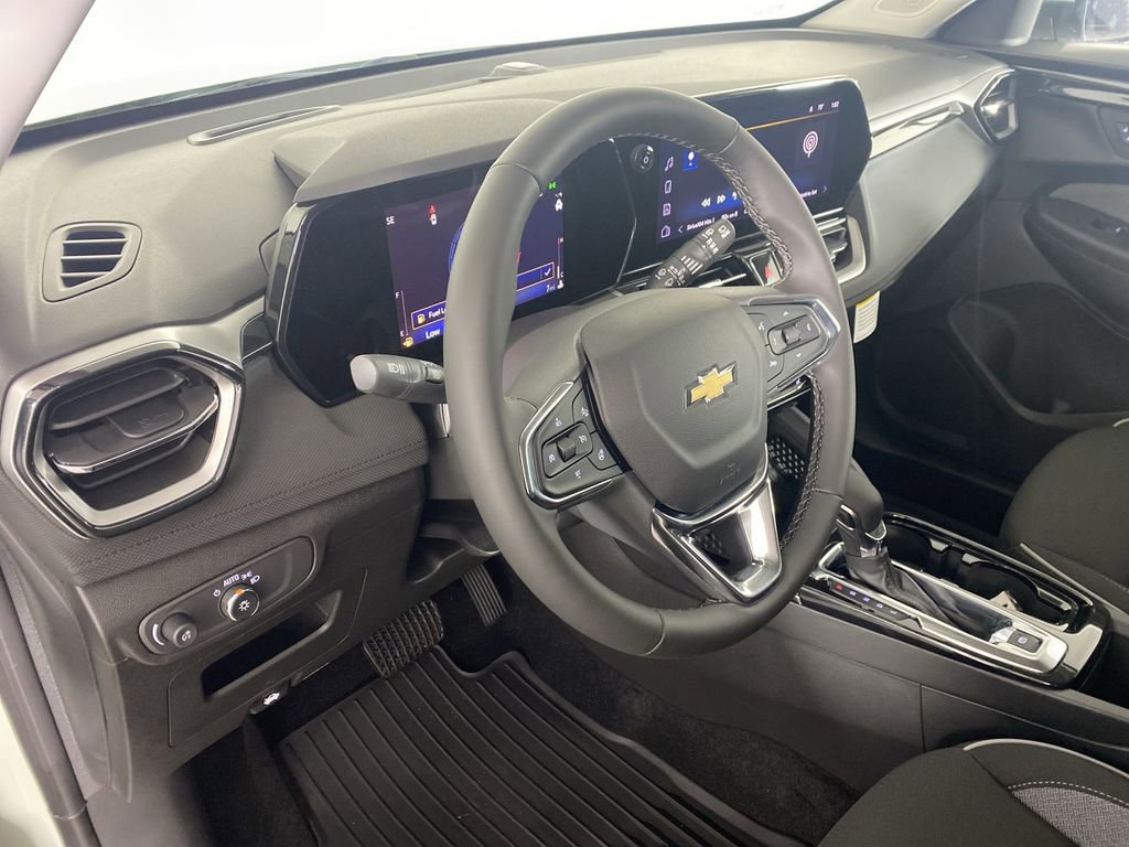 New 2026 Chevrolet TrailBlazer LT w/ Convenience Package image 11