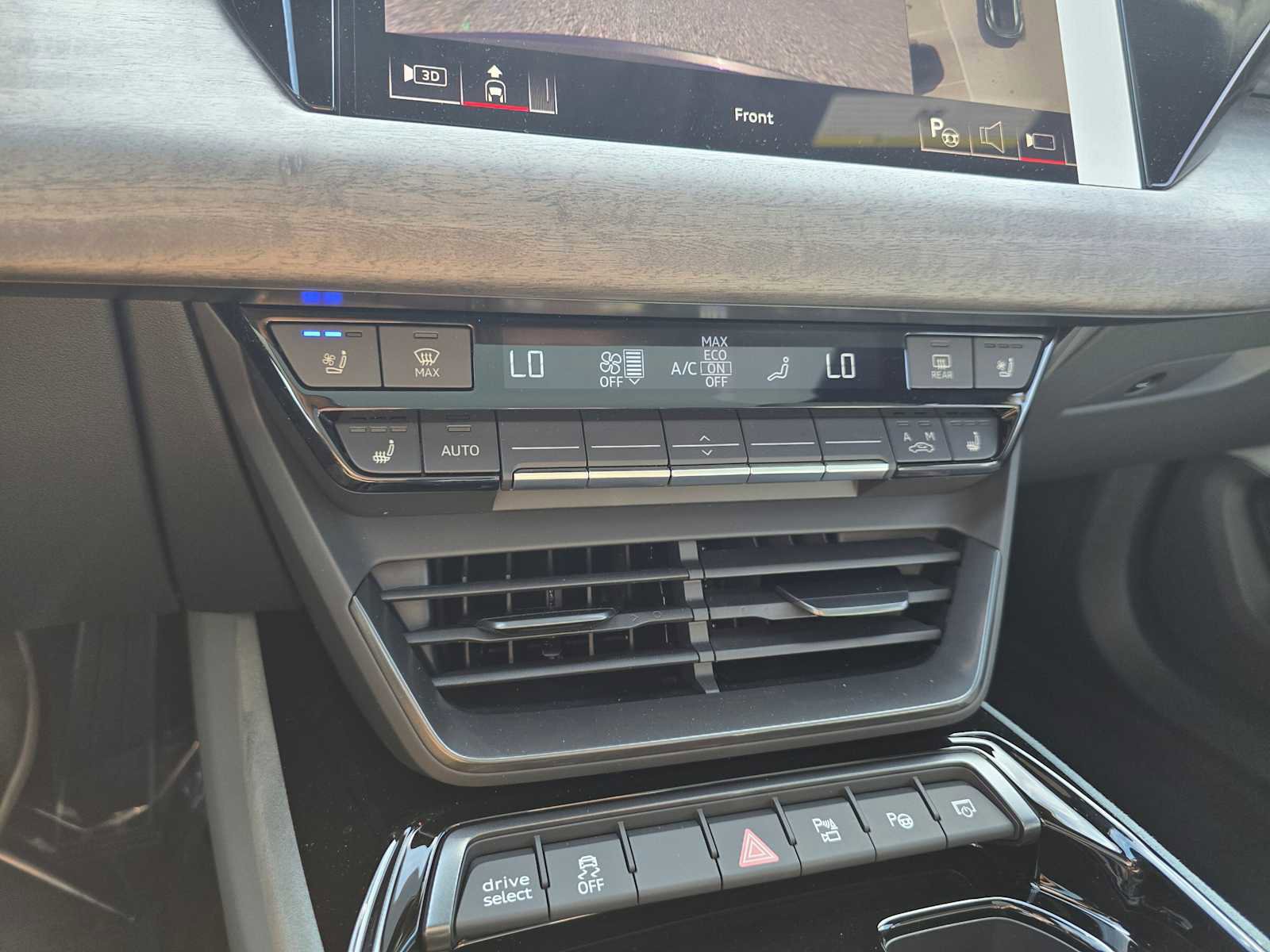 New 2025 Audi S e-tron GT Prestige image 33