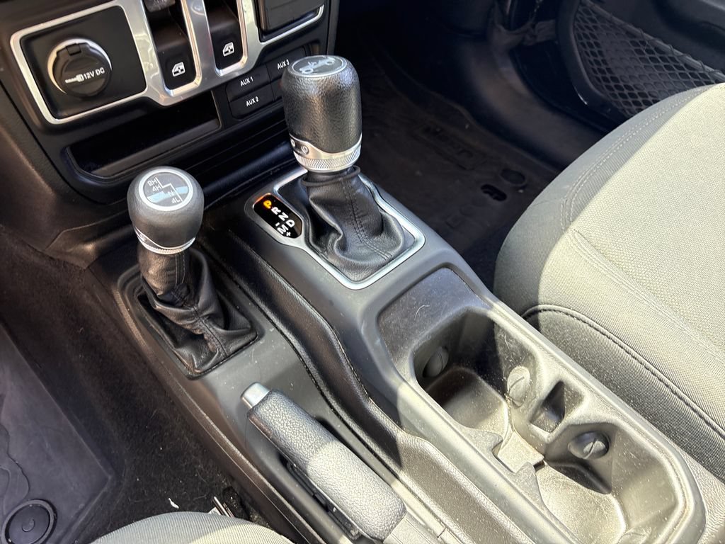 Used 2019 Jeep Wrangler Sport AWD/4WD image 27