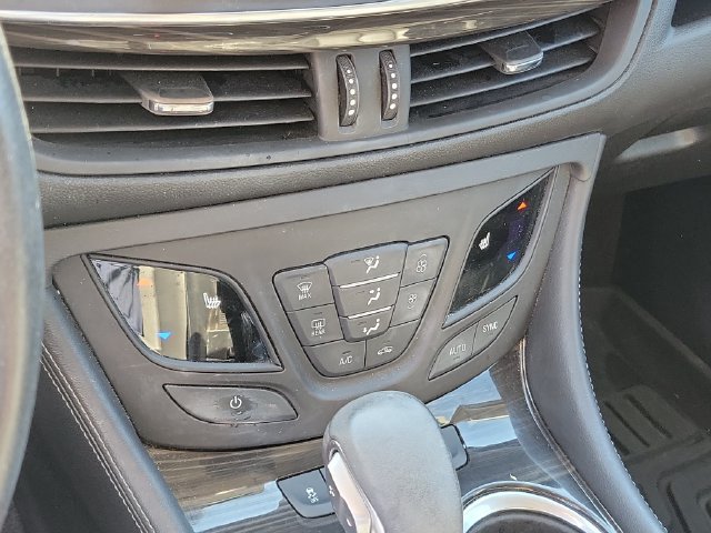 Used 2019 Buick Envision Essence AWD/4WD image 17