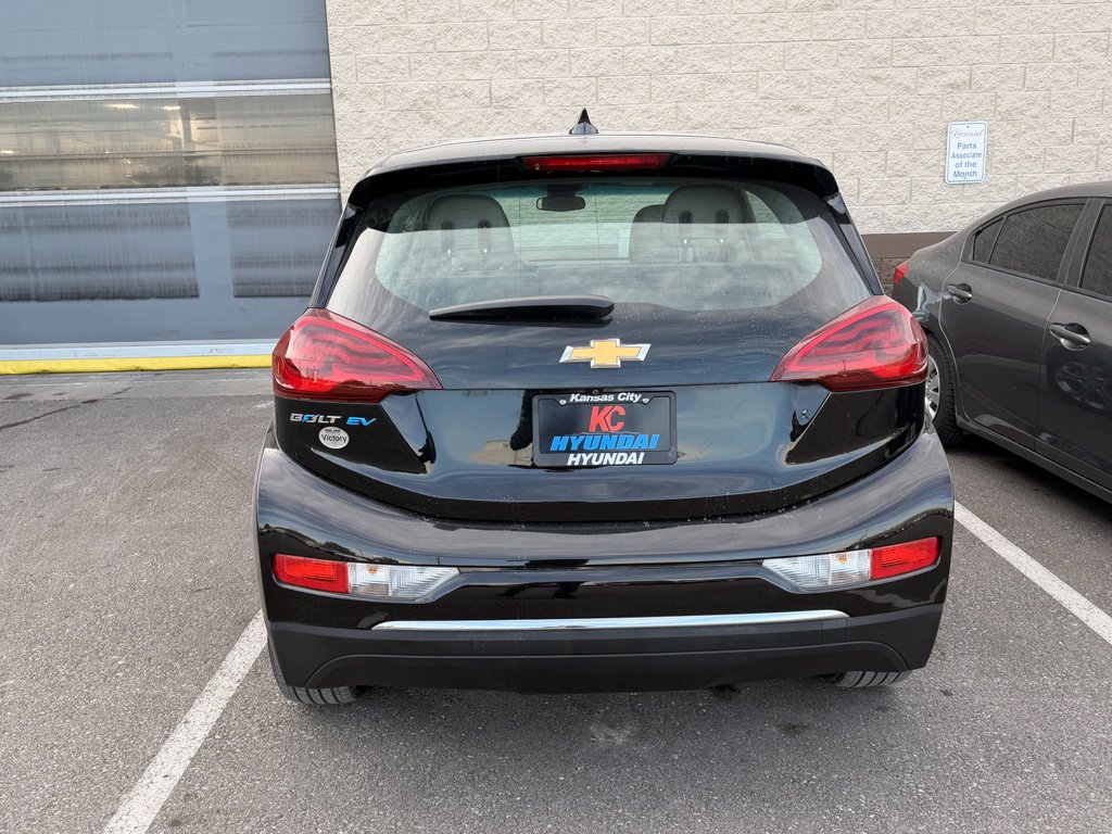 Used 2020 Chevrolet Bolt LT image 4