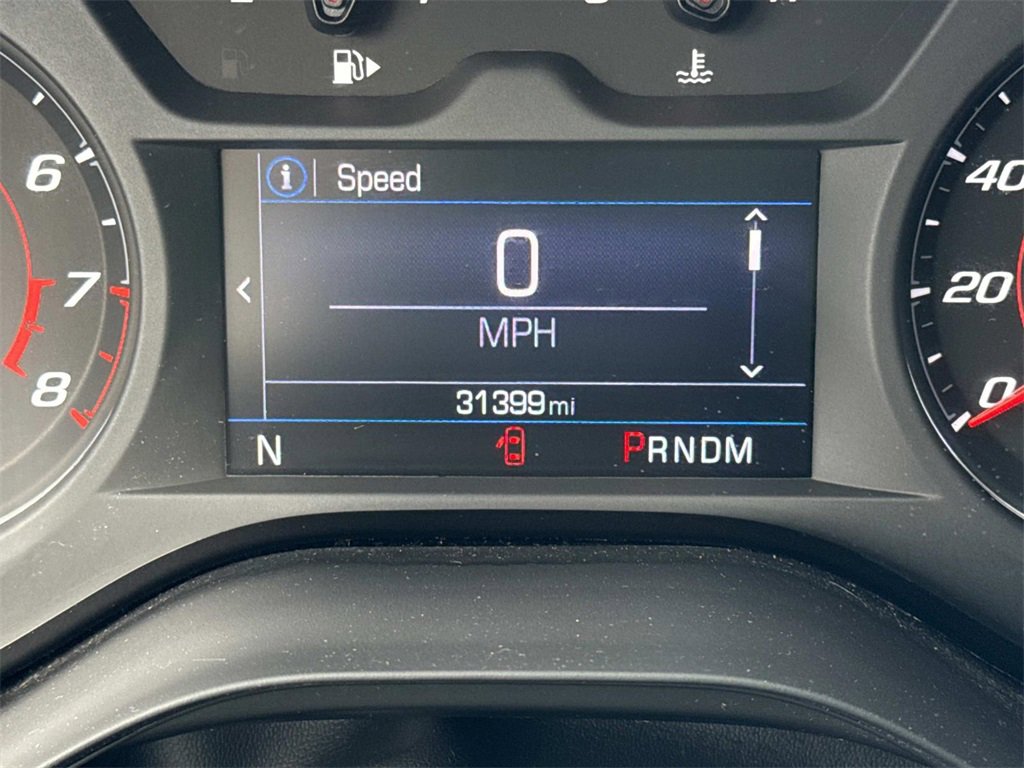 Used 2021 Chevrolet Camaro LT image 13