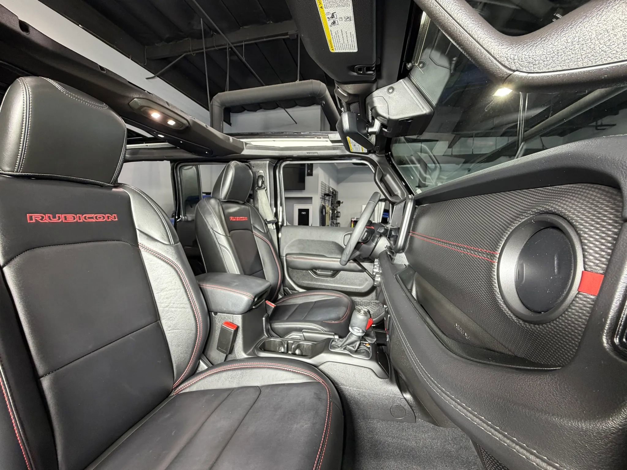 Used 2024 Jeep Wrangler Unlimited Rubicon image 27