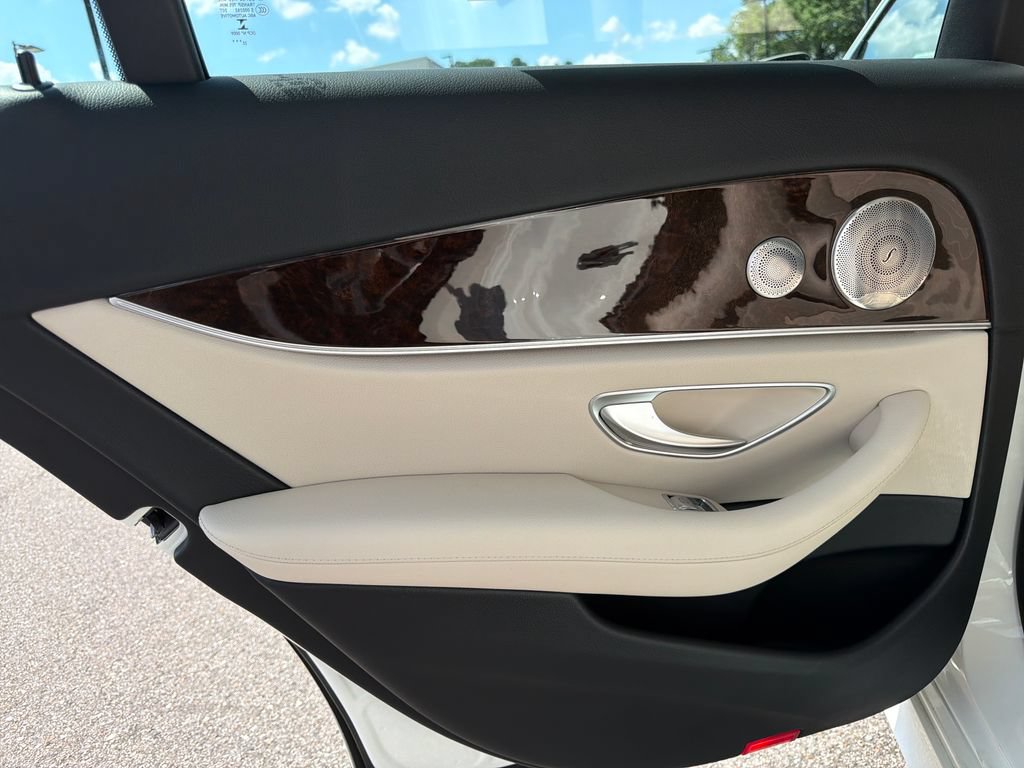 Used 2023 Mercedes-Benz E 350 Sedan image 30