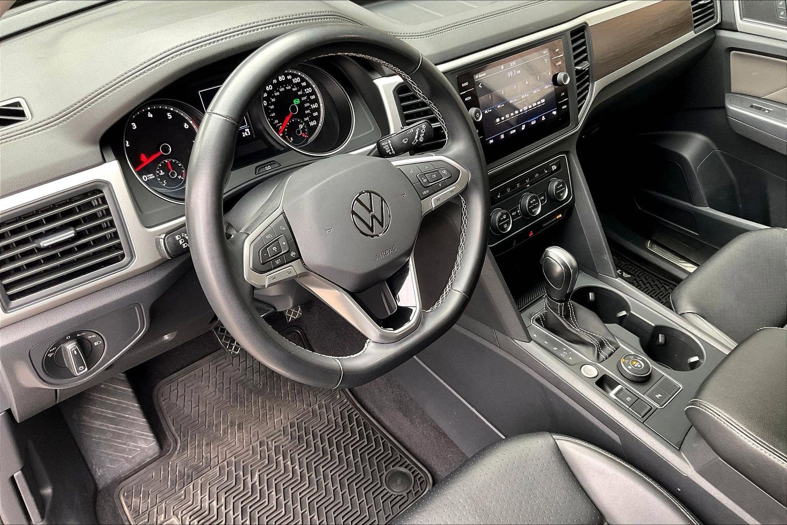 Used 2021 Volkswagen Atlas SE image 14