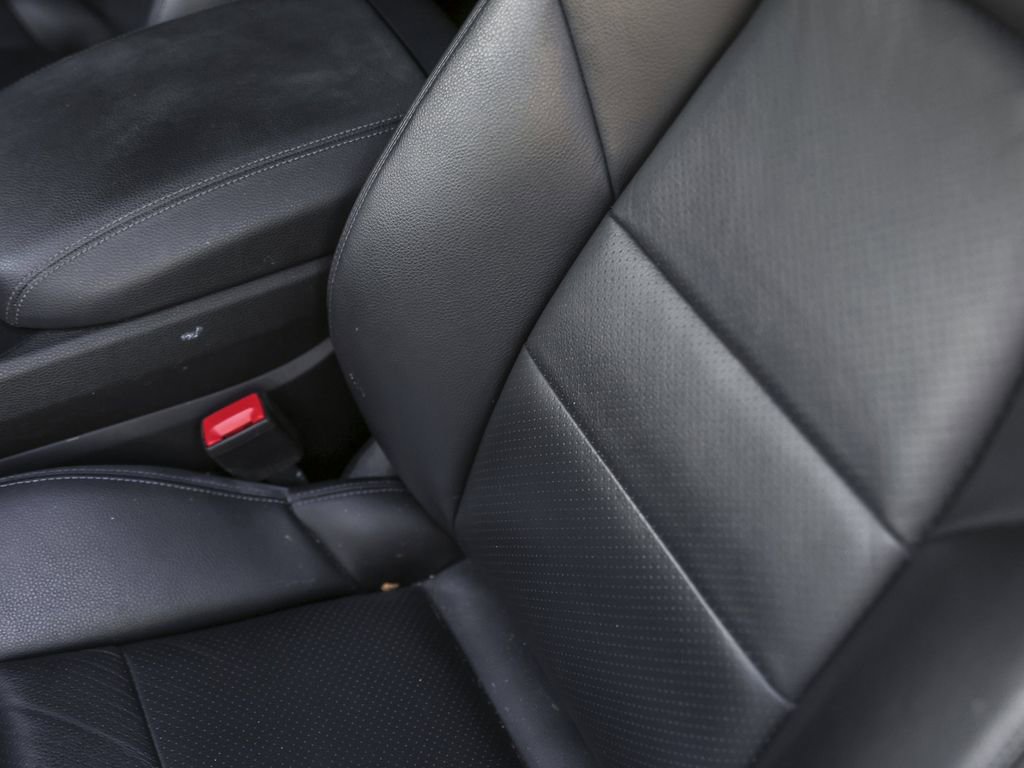 Certified 2024 Porsche Cayenne AWD/4WD image 17