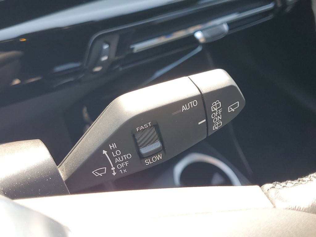 Used 2025 BMW X1 xDrive28i AWD/4WD image 18