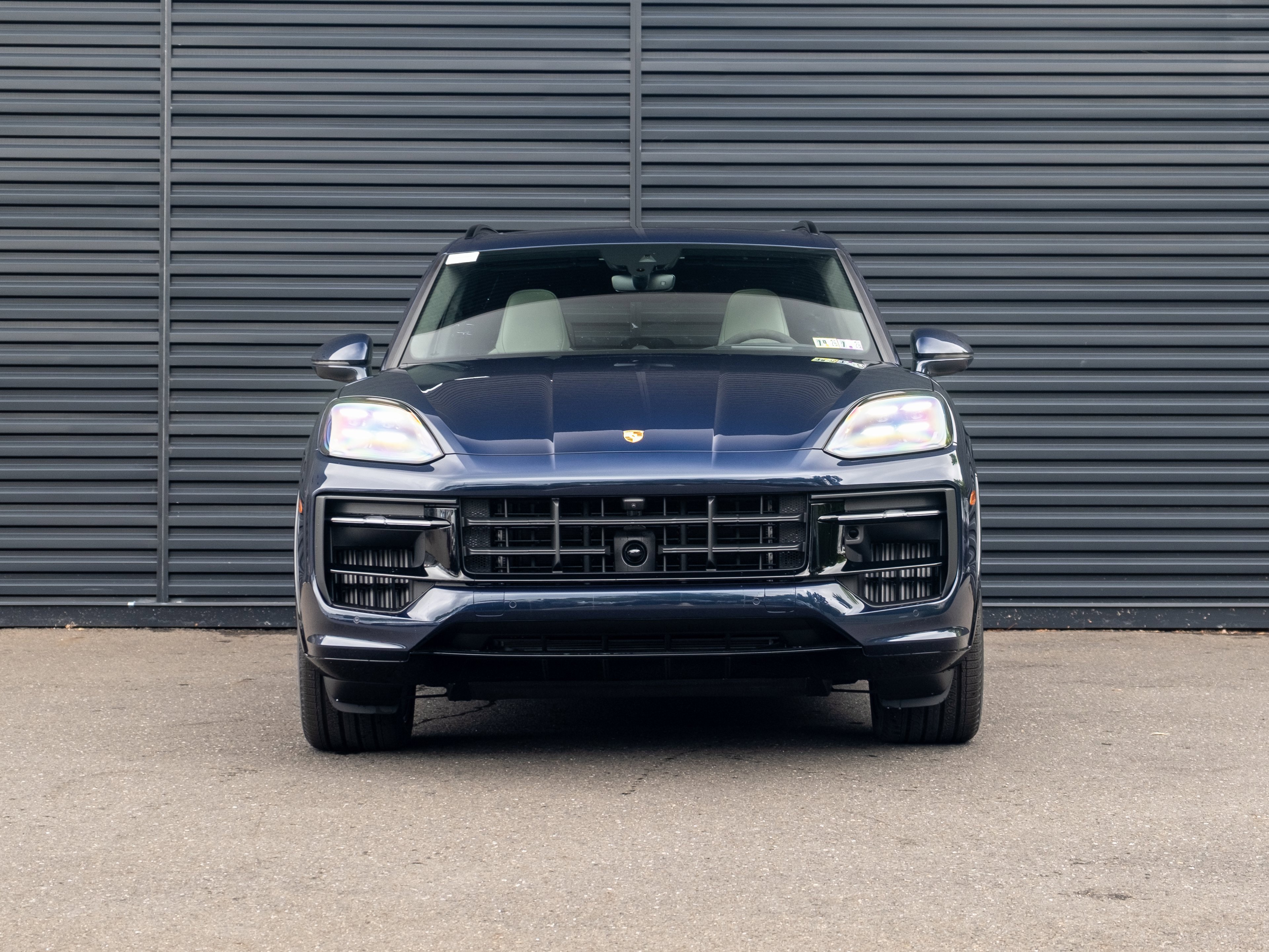 New 2025 Porsche Cayenne GTS image 11