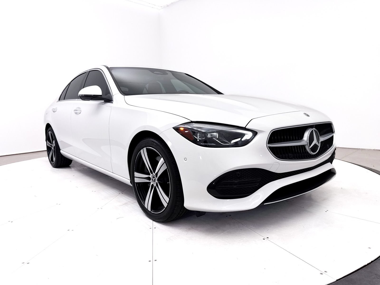 Used 2024 Mercedes-Benz C 300 Sedan image 14