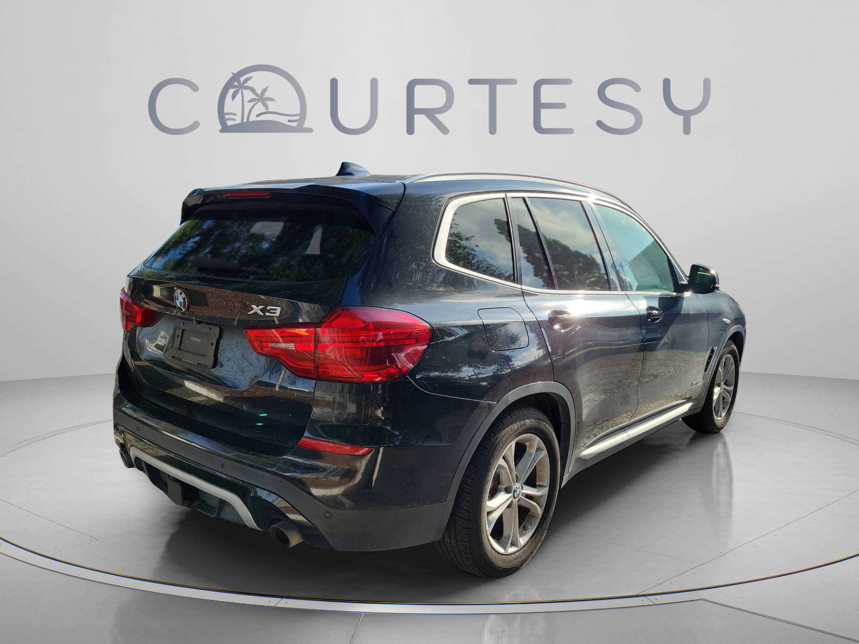 Used 2018 BMW X3 xDrive30i AWD/4WD image 9