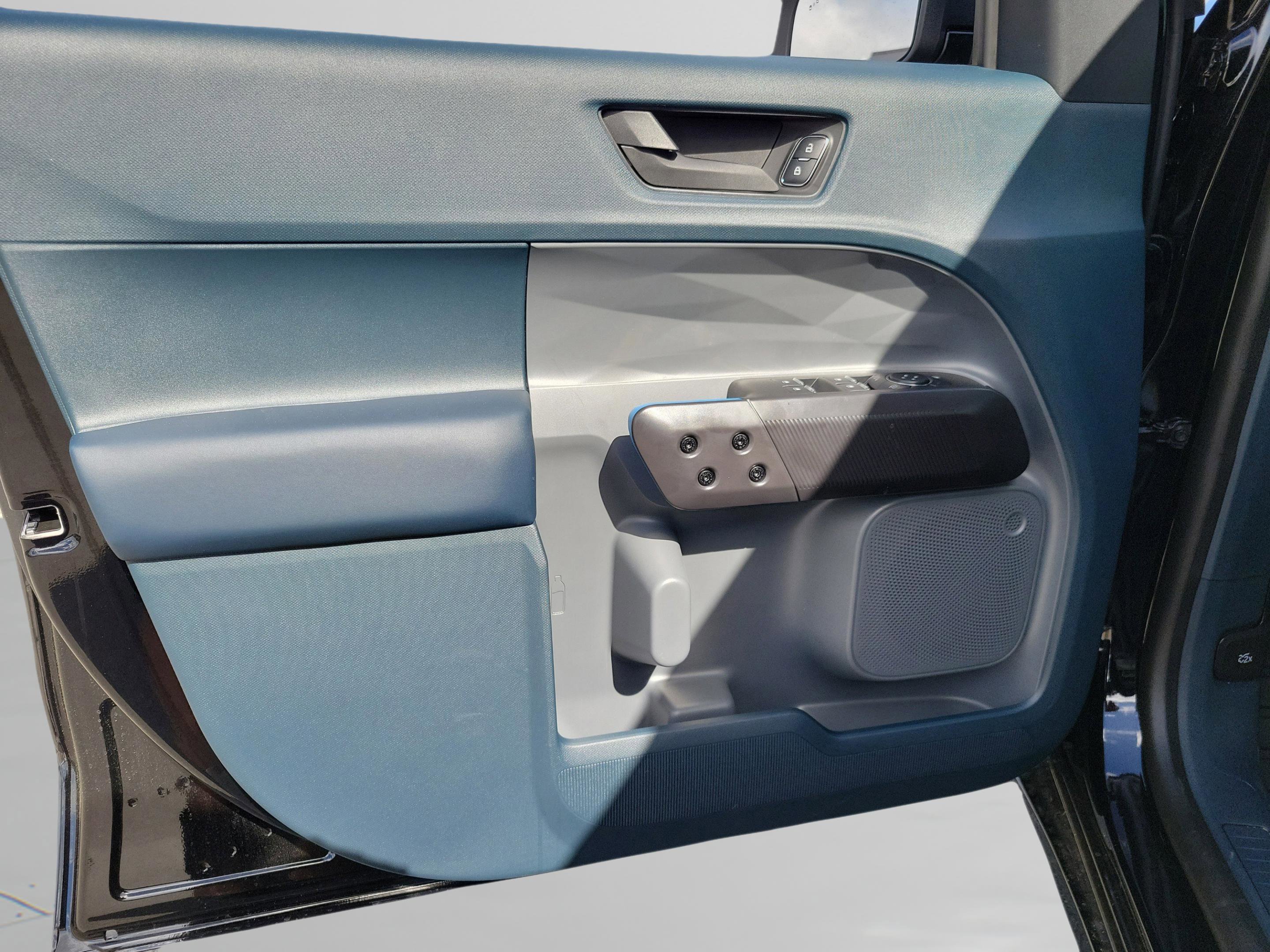 New 2026 Ford Maverick Lobo image 12