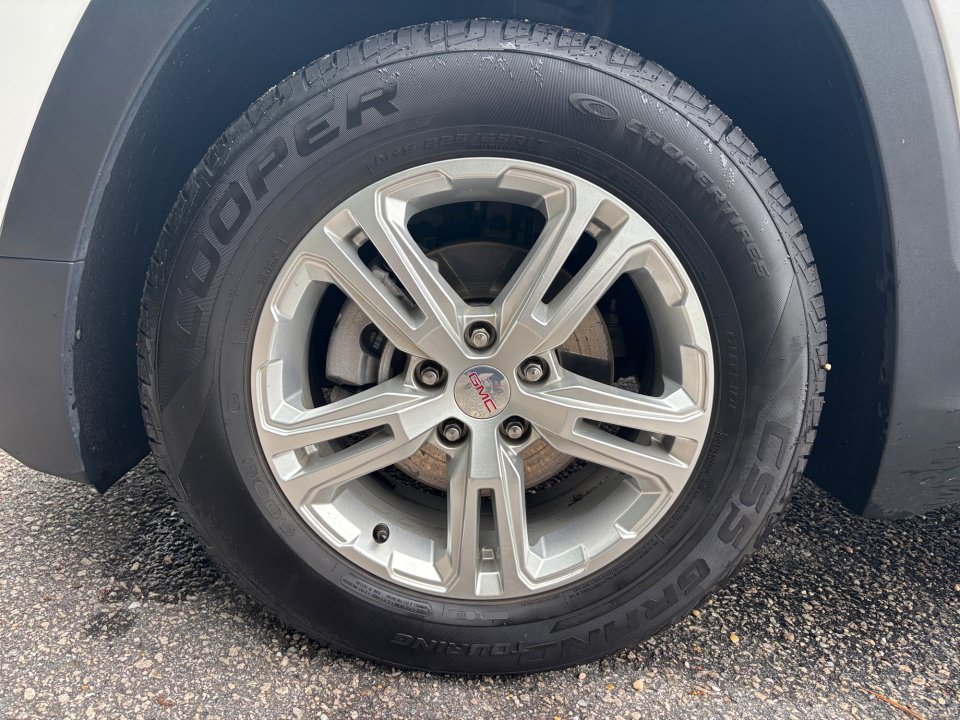 Certified 2019 GMC Terrain SLE w/ Driver Convenience Package FWD image 27