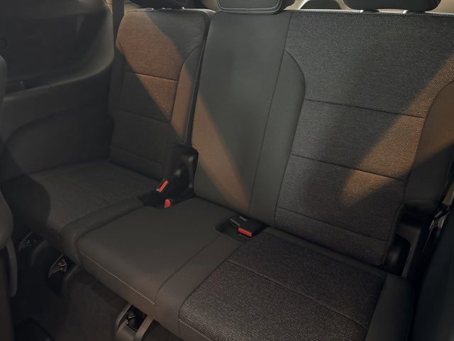 New 2026 Chevrolet Traverse LT w/ Sun and Wheel Package image 18