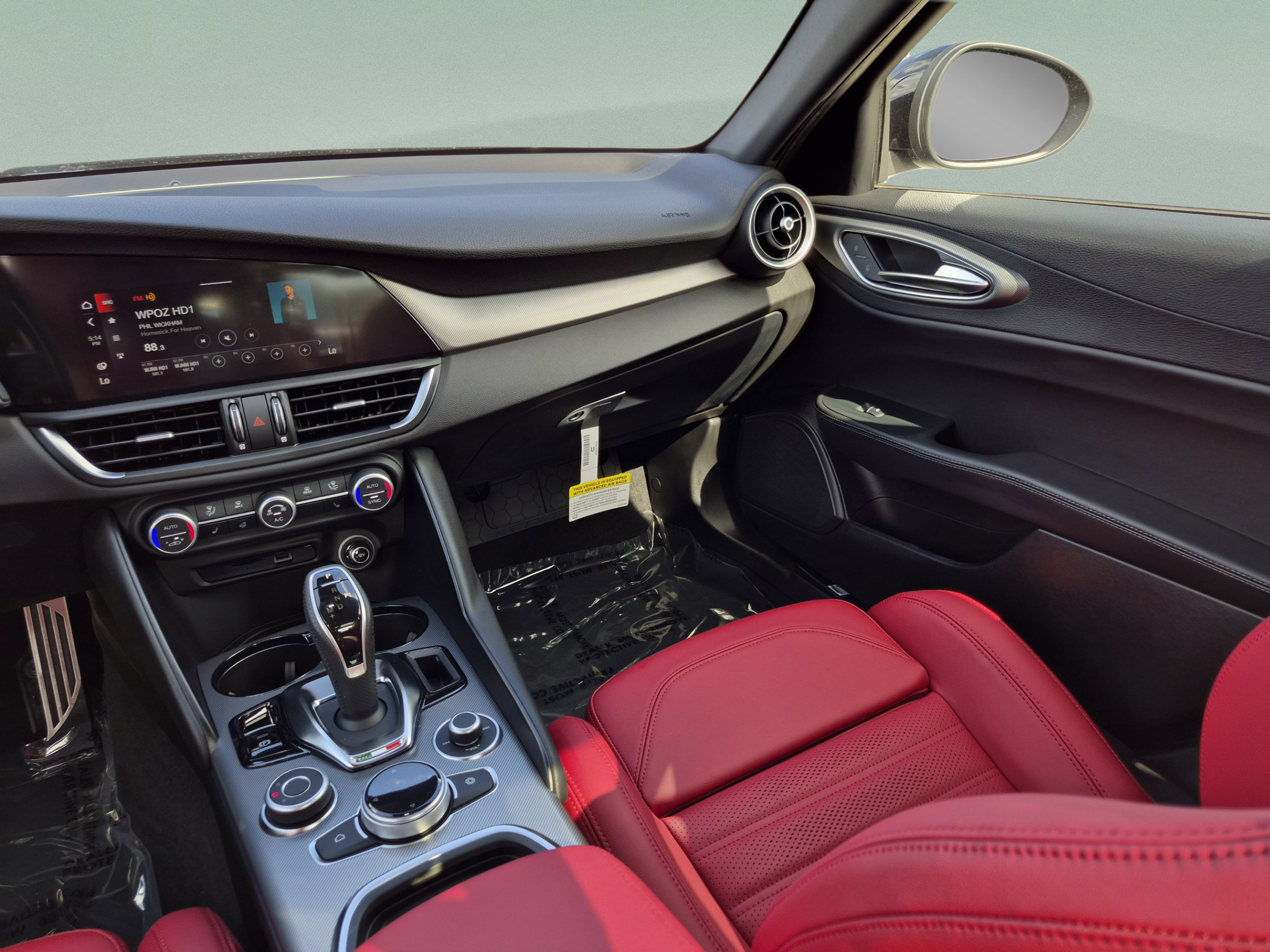 New 2026 Alfa Romeo Giulia w/ Driving Assist Package RWD image 26