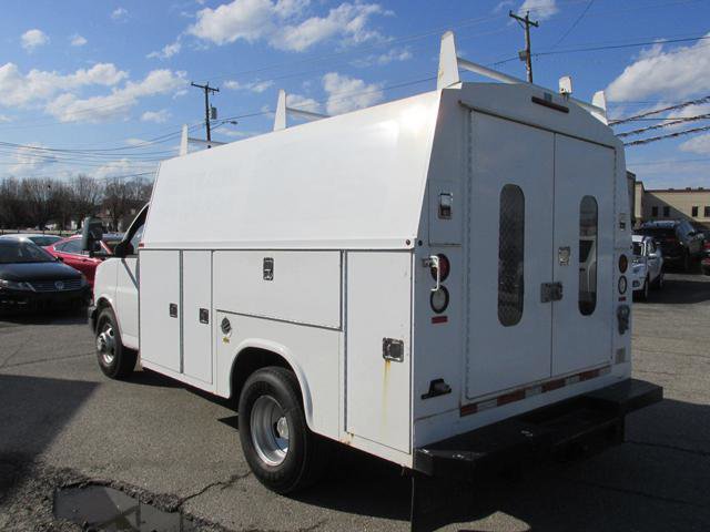 Used 2008 Chevrolet Express 3500 RWD image 5