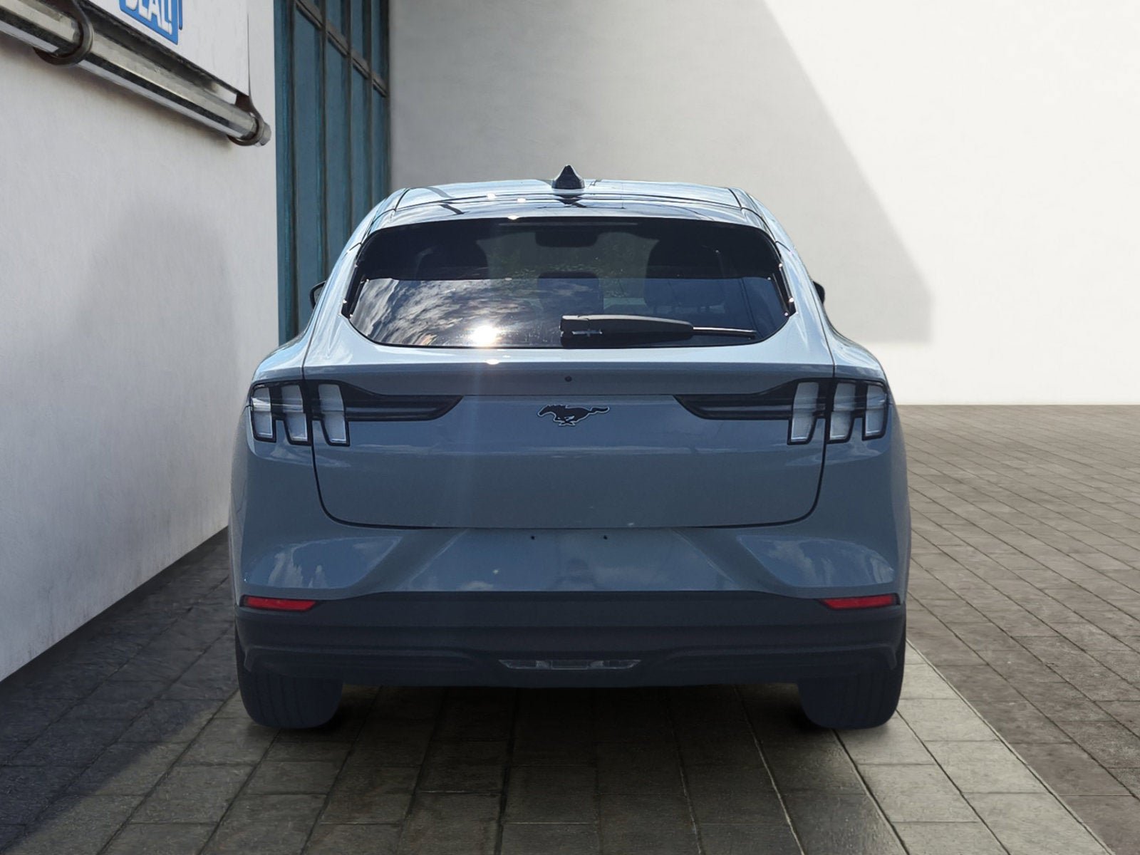 Certified 2025 Ford Mustang Mach-E Premium AWD/4WD image 4