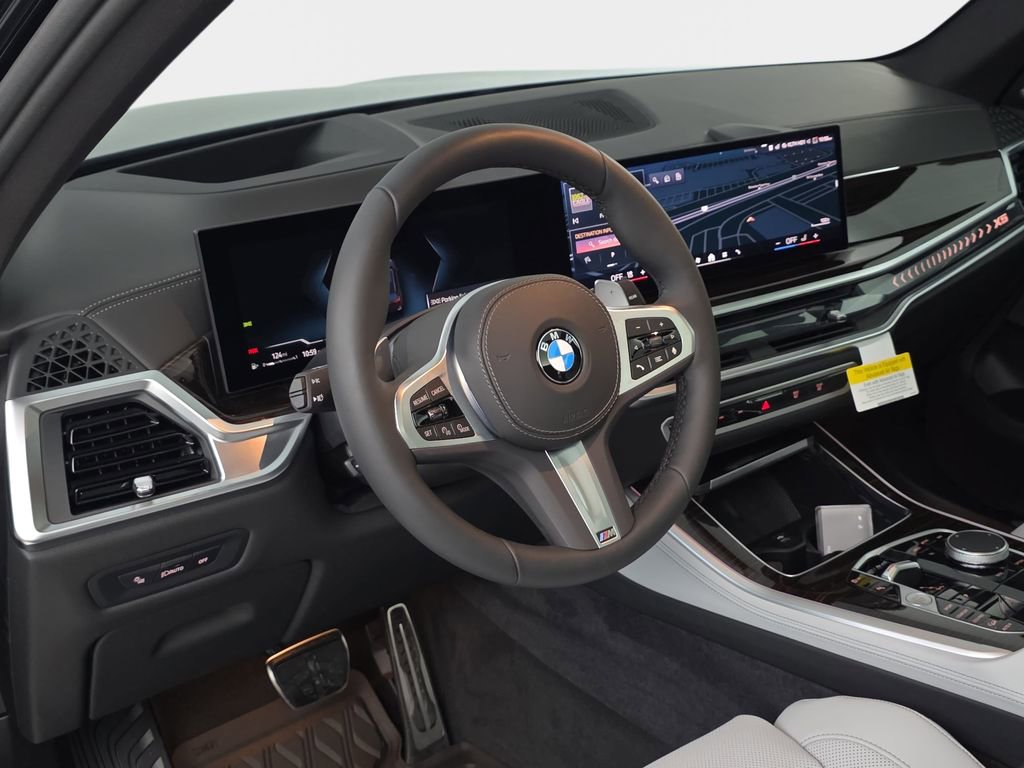 New 2026 BMW X5 xDrive40i w/ M Sport Package image 16
