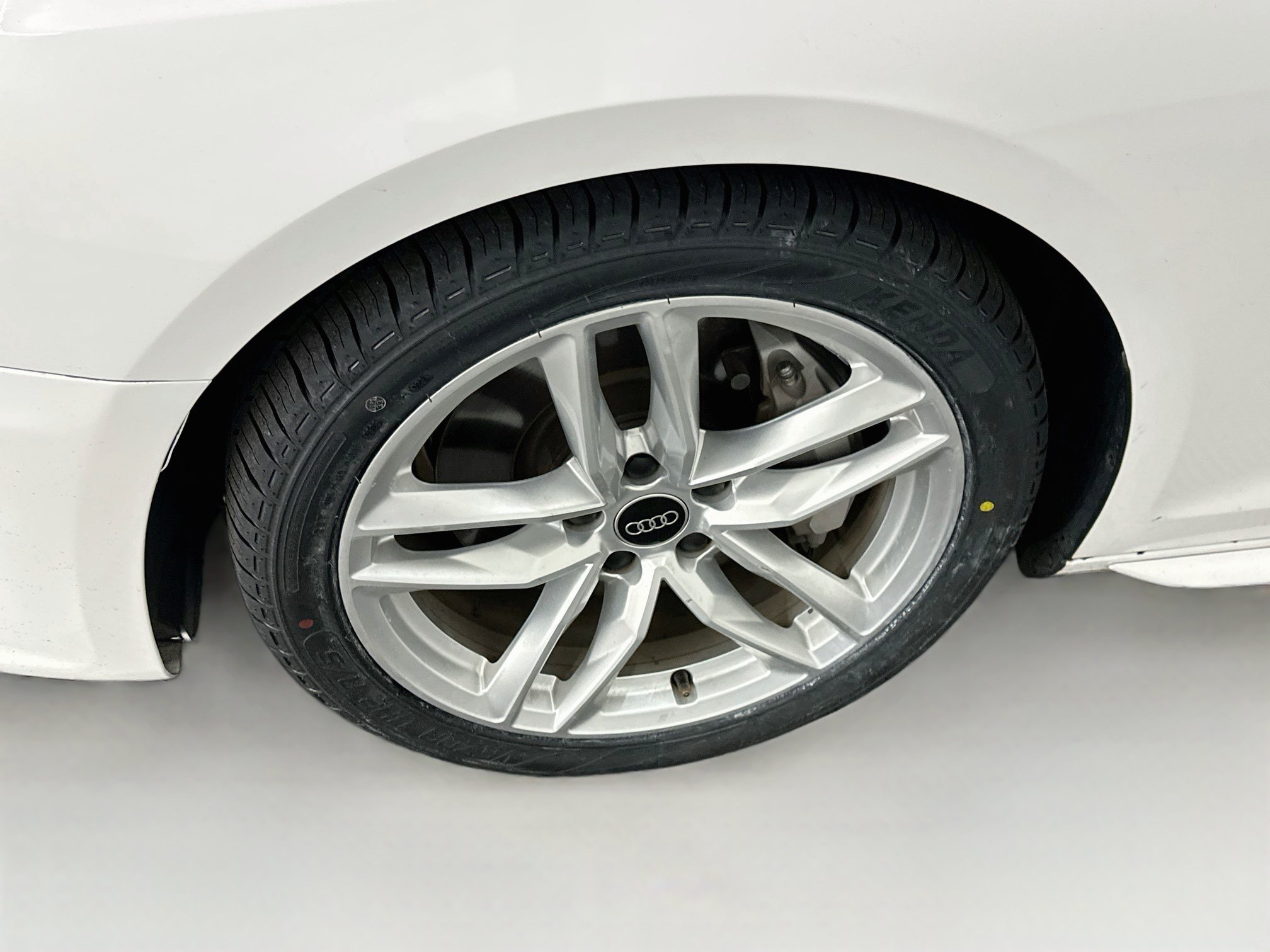 Used 2022 Audi A4 2.0T Premium Plus AWD/4WD image 11