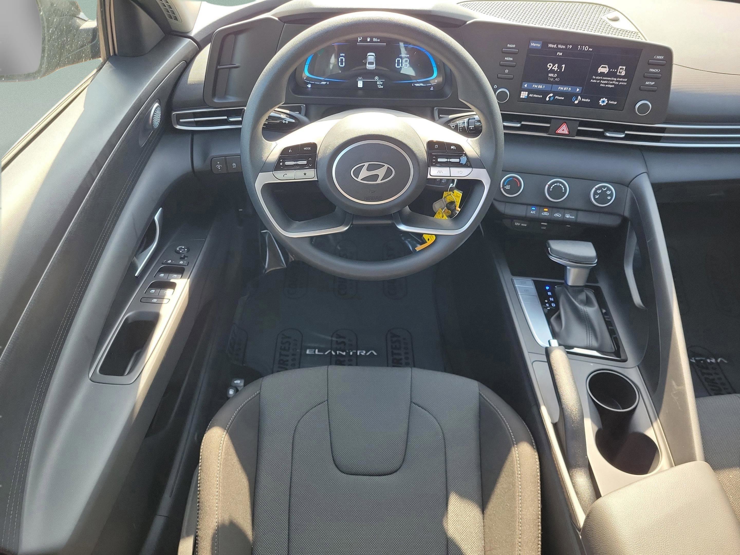 New 2026 Hyundai Elantra SE image 26