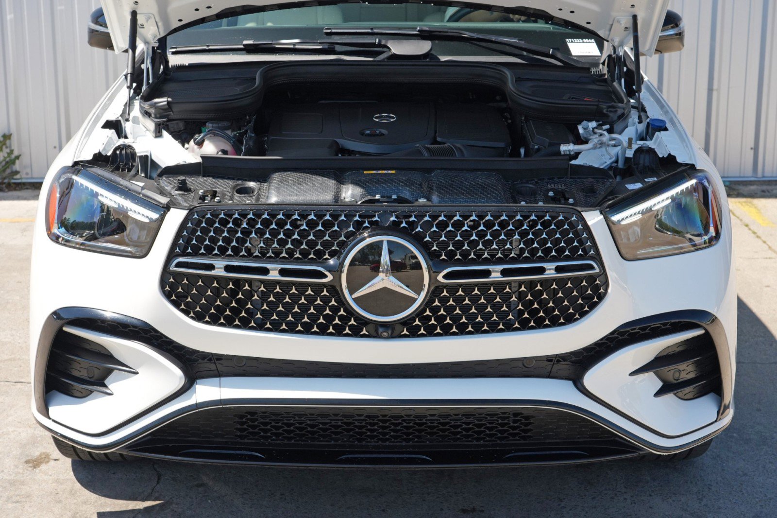 Used 2024 Mercedes-Benz GLE 450e 4MATIC image 8
