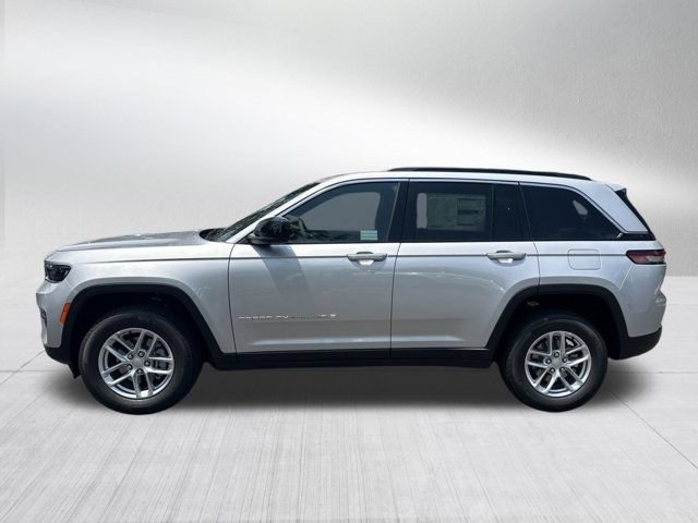 New 2026 Jeep Grand Cherokee Laredo X RWD image 8