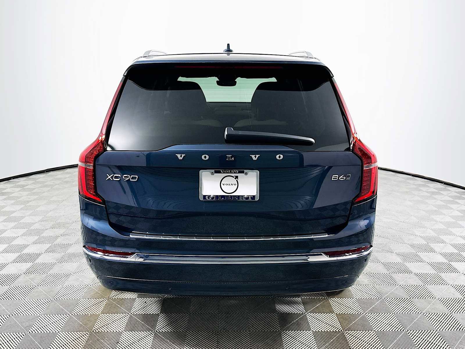 New 2026 Volvo XC90 B6 Plus w/ Protection Package Premier image 6
