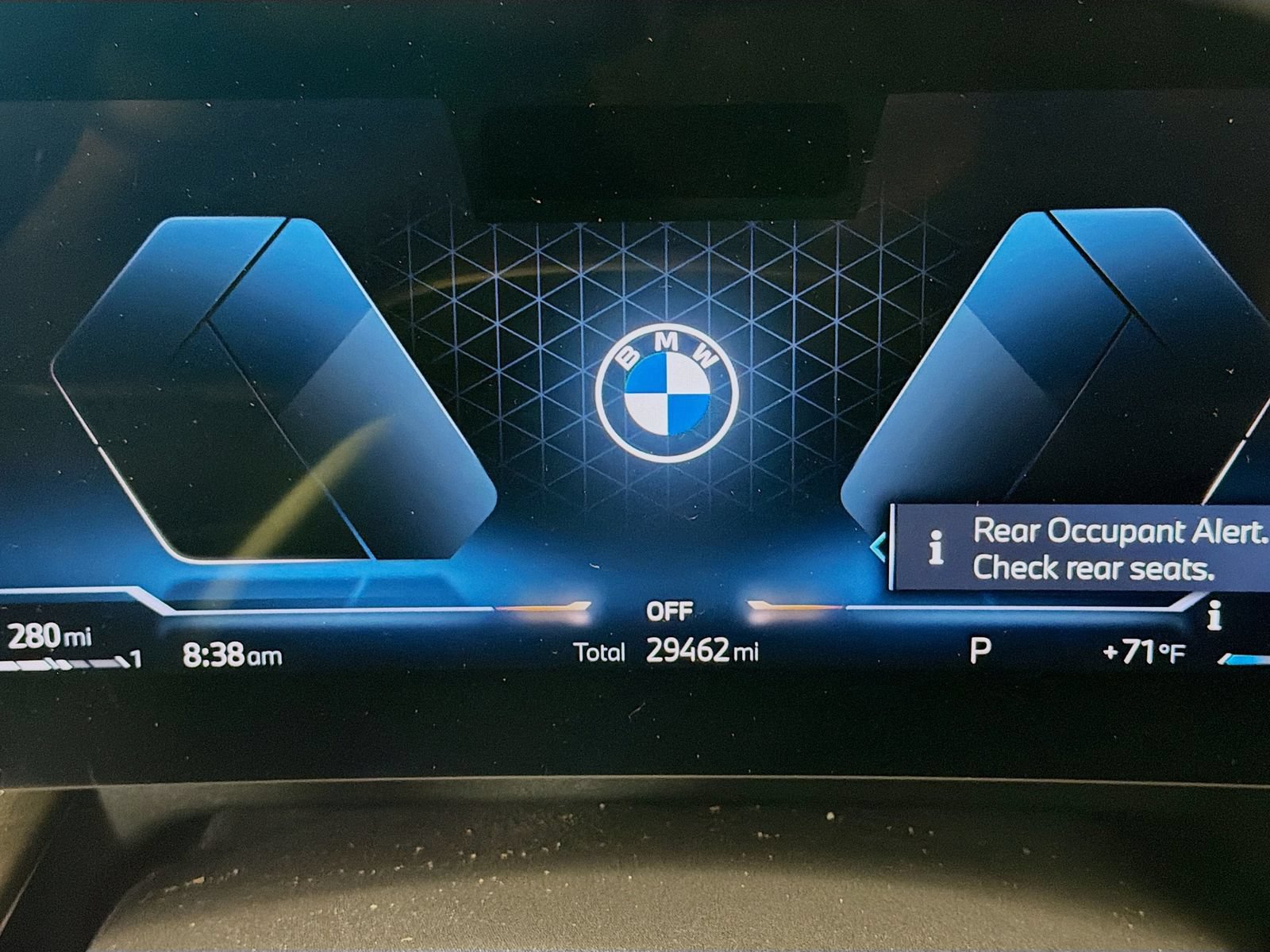 Used 2024 BMW X1 xDrive28i w/ Technology Package AWD/4WD image 14