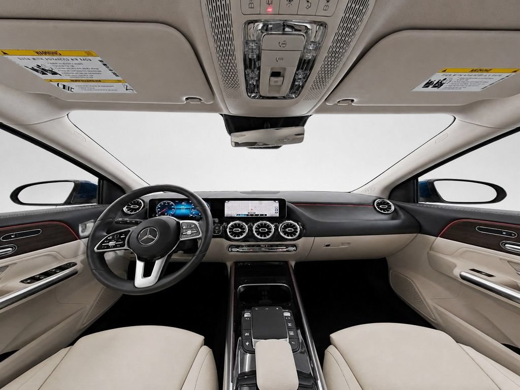 Used 2021 Mercedes-Benz GLA 250 4MATIC image 26