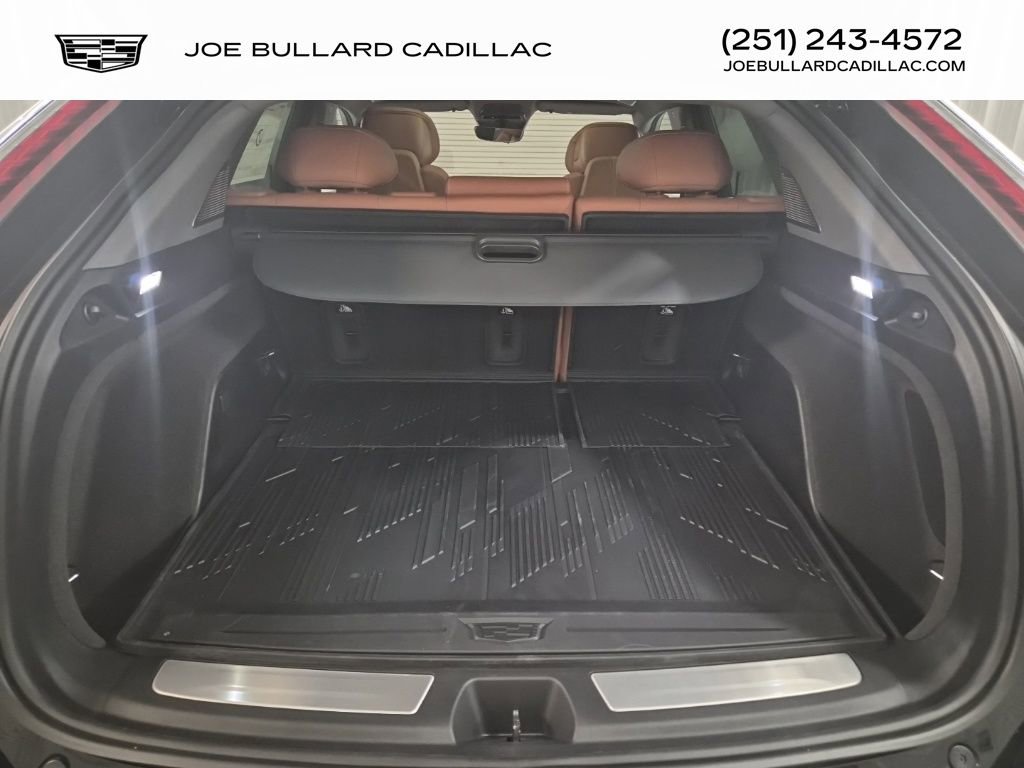 New 2026 Cadillac Optiq Luxury 2 w/ LPO, Floor Liner Package RWD image 20