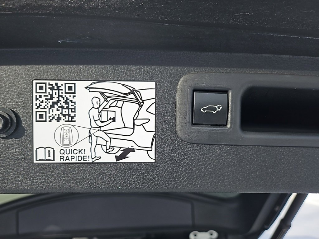 Used 2023 Toyota Highlander Platinum image 8