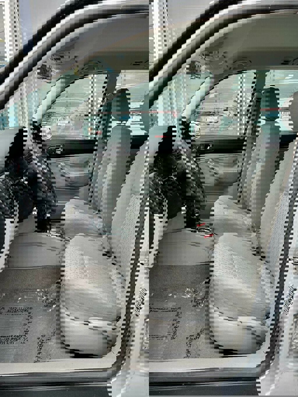 Used 2005 Volkswagen Golf GL image 13