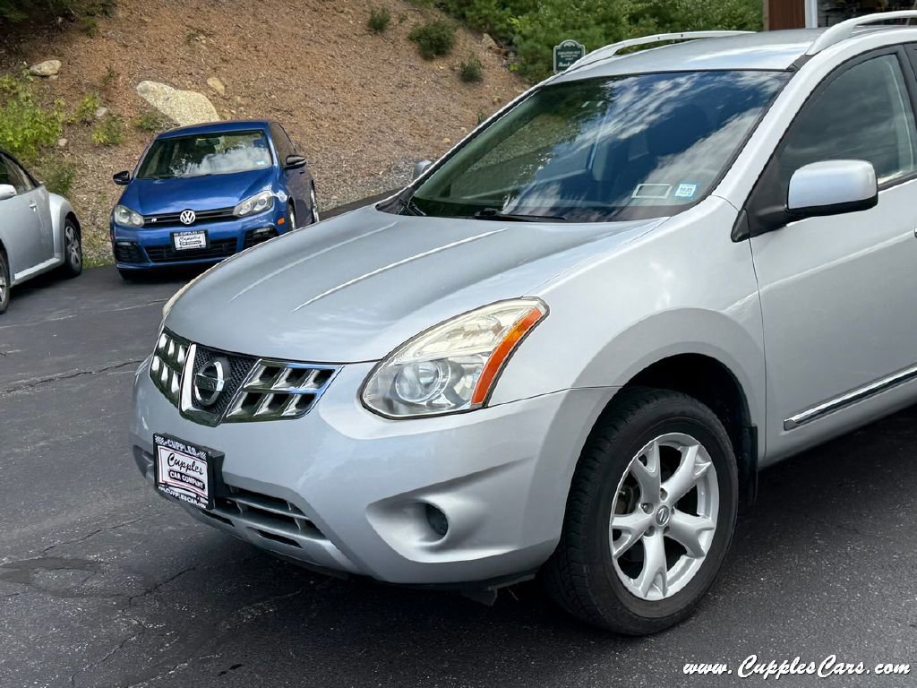 Used 2011 Nissan Rogue SV image 32