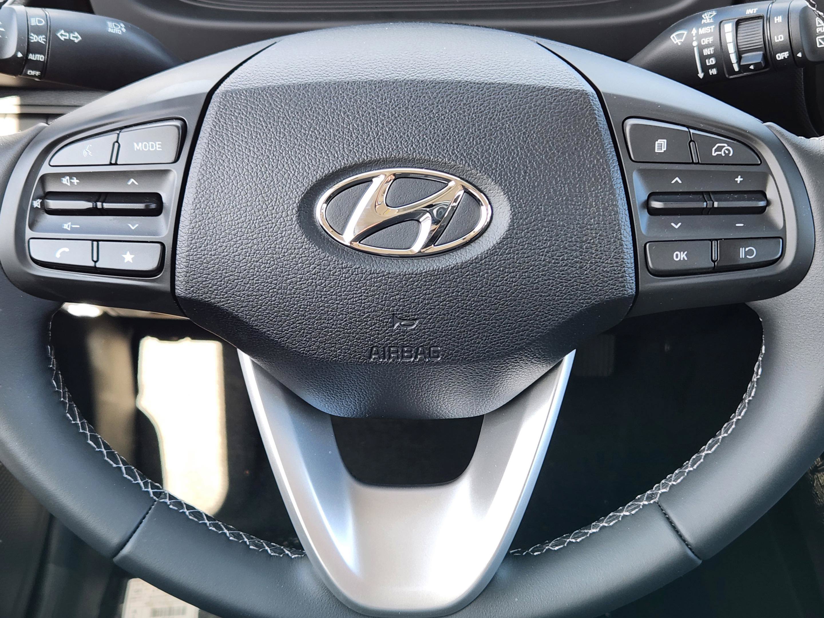 New 2026 Hyundai Venue SEL FWD image 14