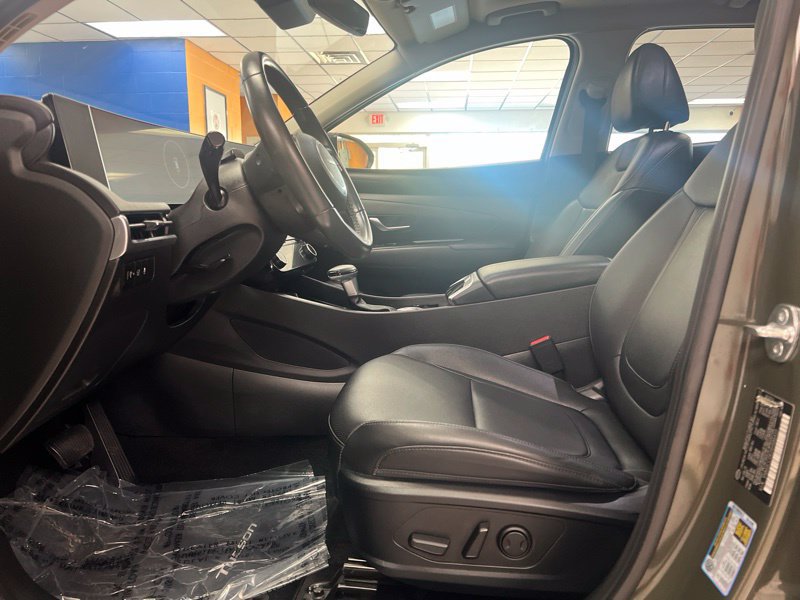 Used 2025 Hyundai Tucson SEL AWD/4WD image 19