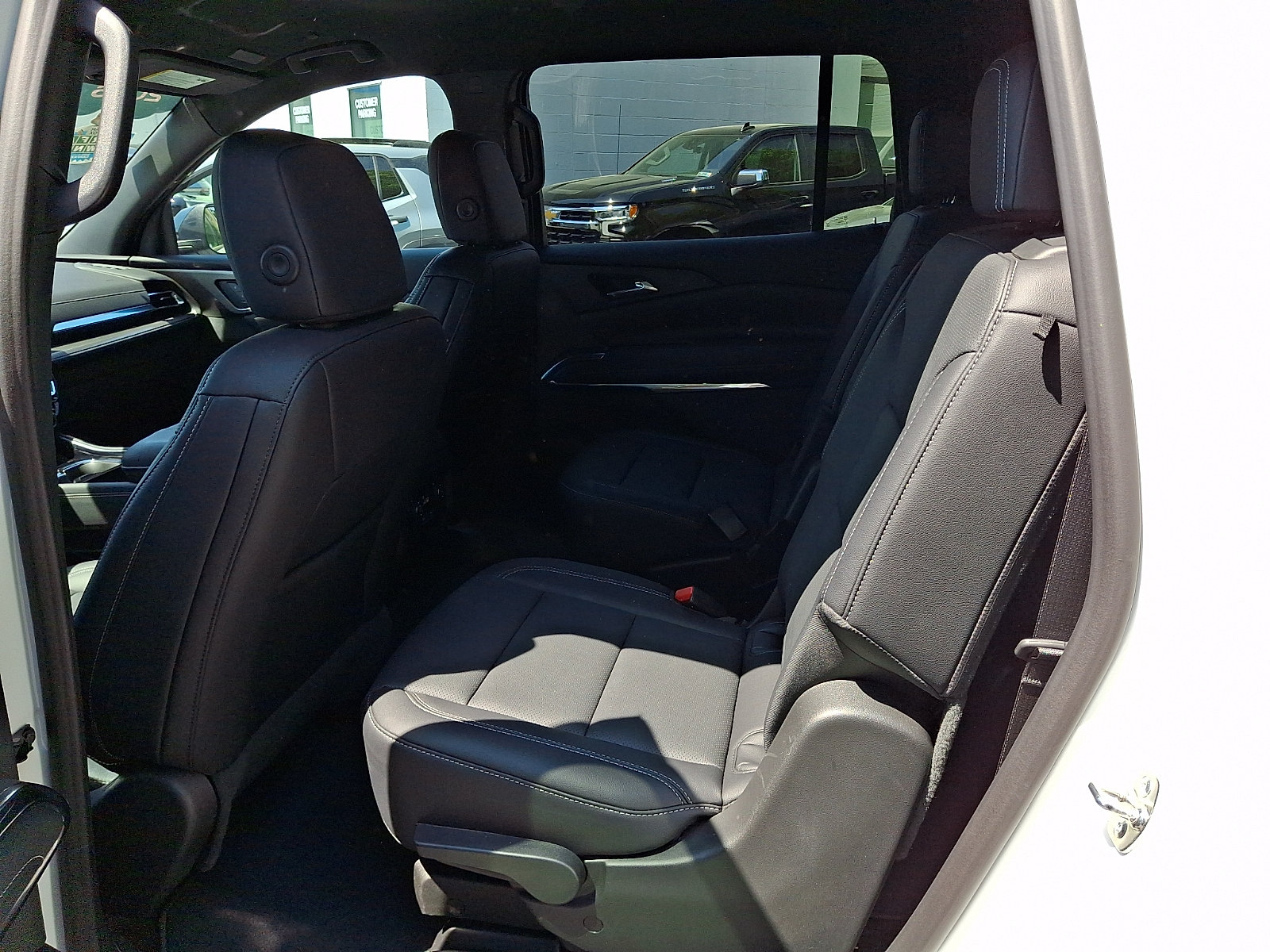 Certified 2026 Chevrolet Traverse LT AWD/4WD image 11