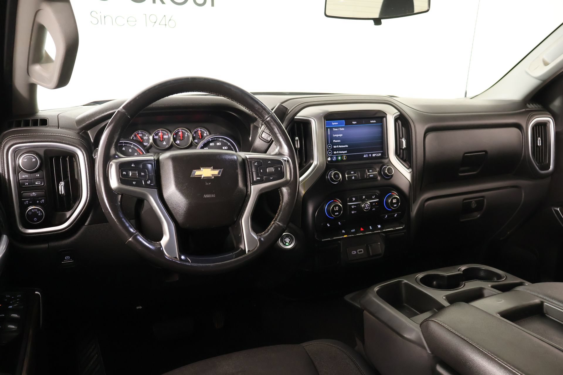 Used 2019 Chevrolet Silverado 1500 LT w/ Texas Edition AWD/4WD image 2