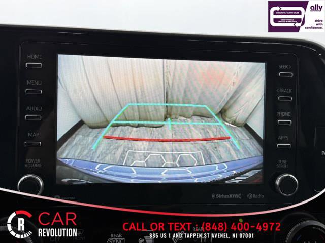 Used 2021 Toyota Highlander XLE image 32