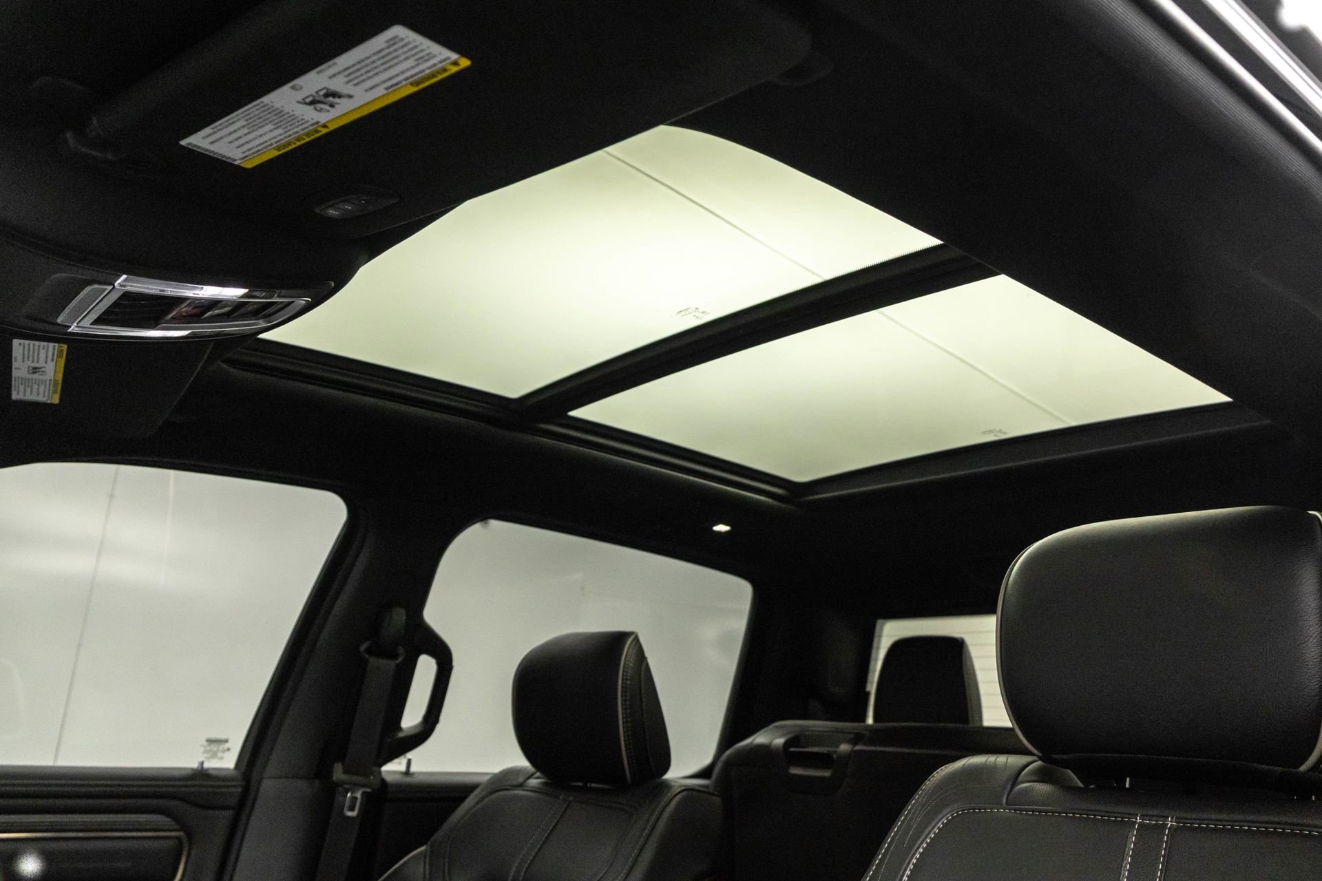 Used 2020 RAM 1500 Limited w/ Cold Weather Group image 30