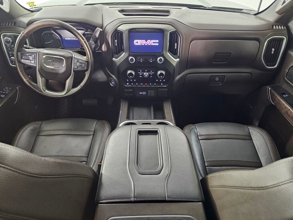 Used 2022 GMC Sierra 3500 Denali w/ Denali Ultimate Package AWD/4WD image 23