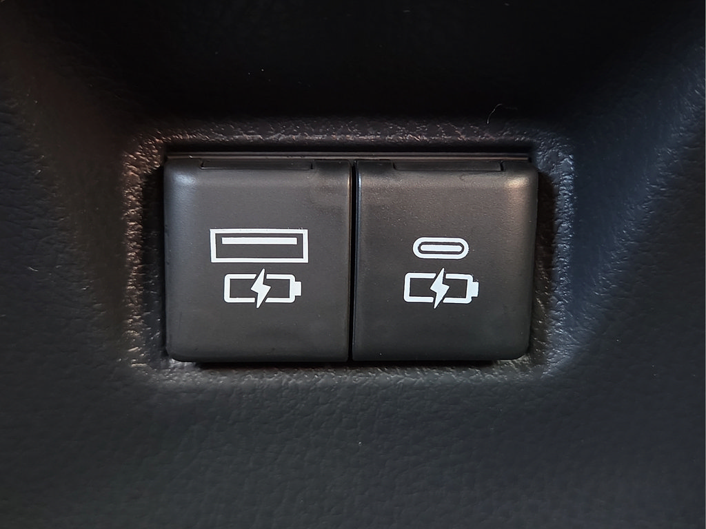 New 2026 Toyota Camry SE w/ Convenience Package FWD image 15