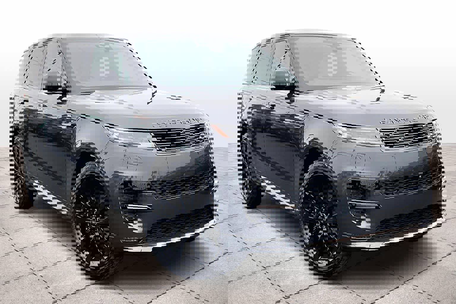 Used 2025 Land Rover Range Rover Sport Dynamic SE image 2