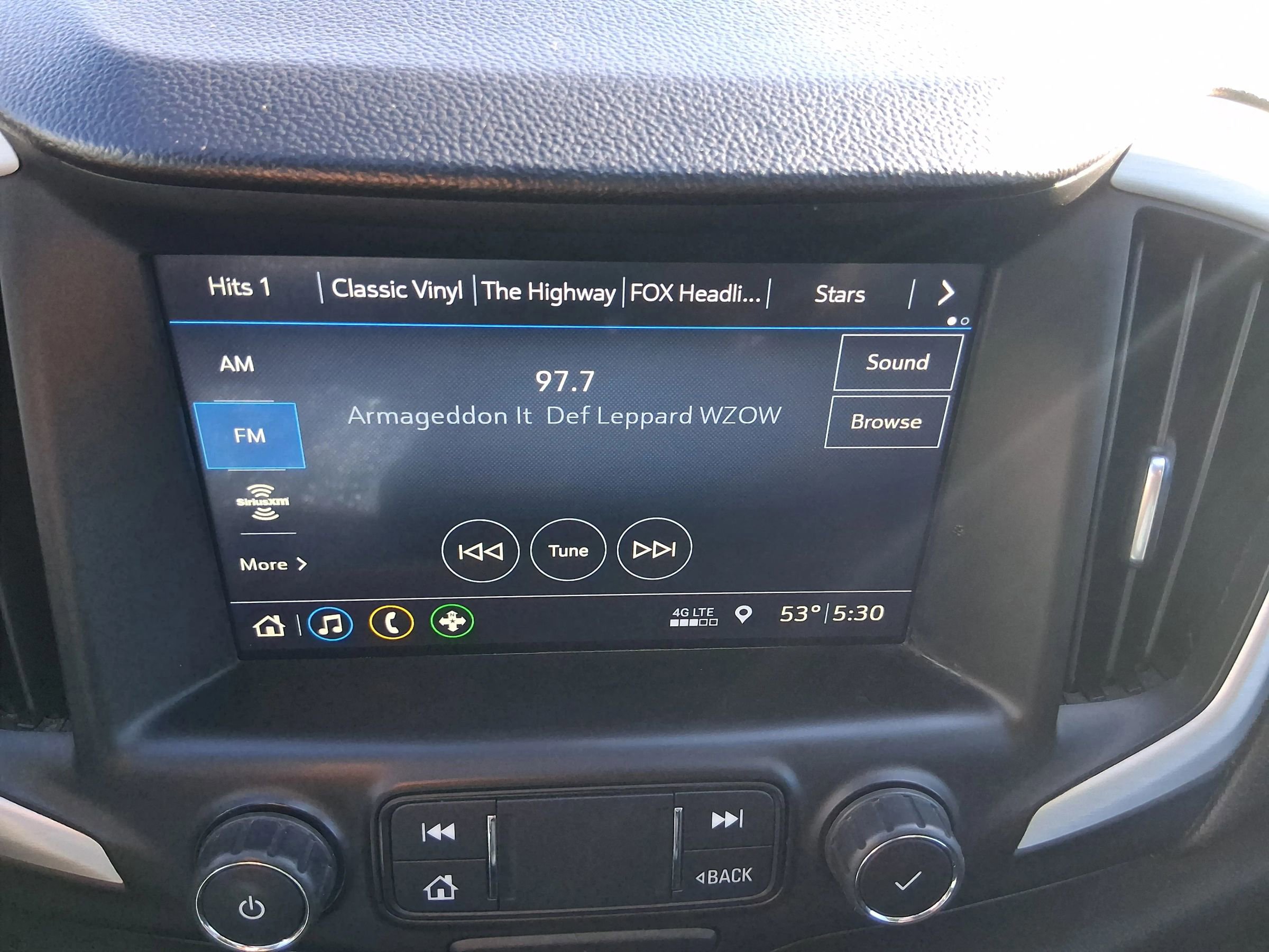 Used 2021 GMC Terrain SLT image 19