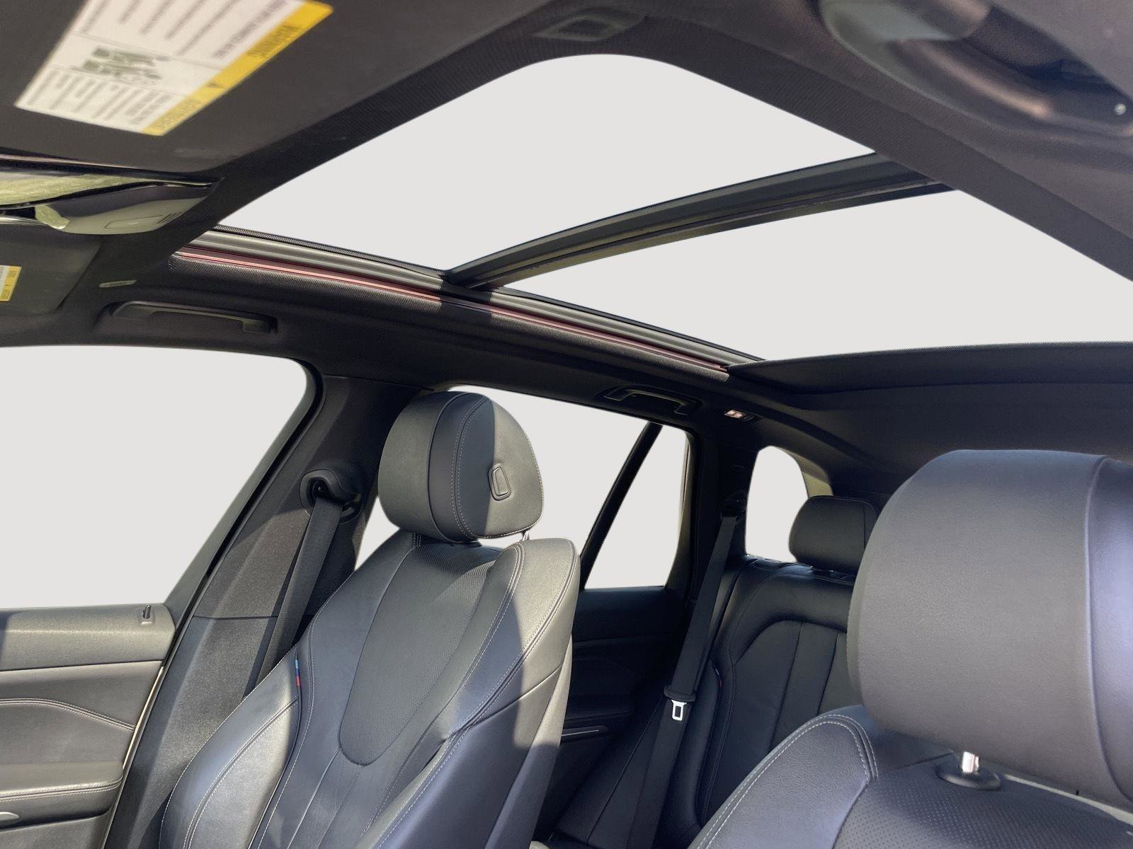 Used 2019 BMW X5 xDrive40i w/ M Sport Package image 14