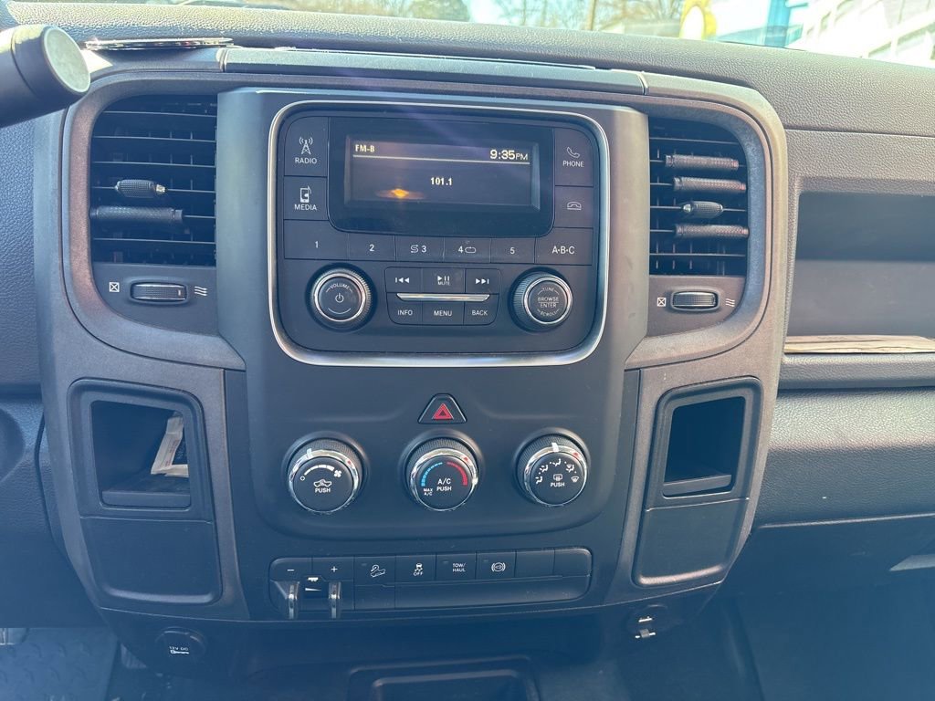 Used 2018 RAM 2500 Tradesman w/ Chrome Appearance Group image 15