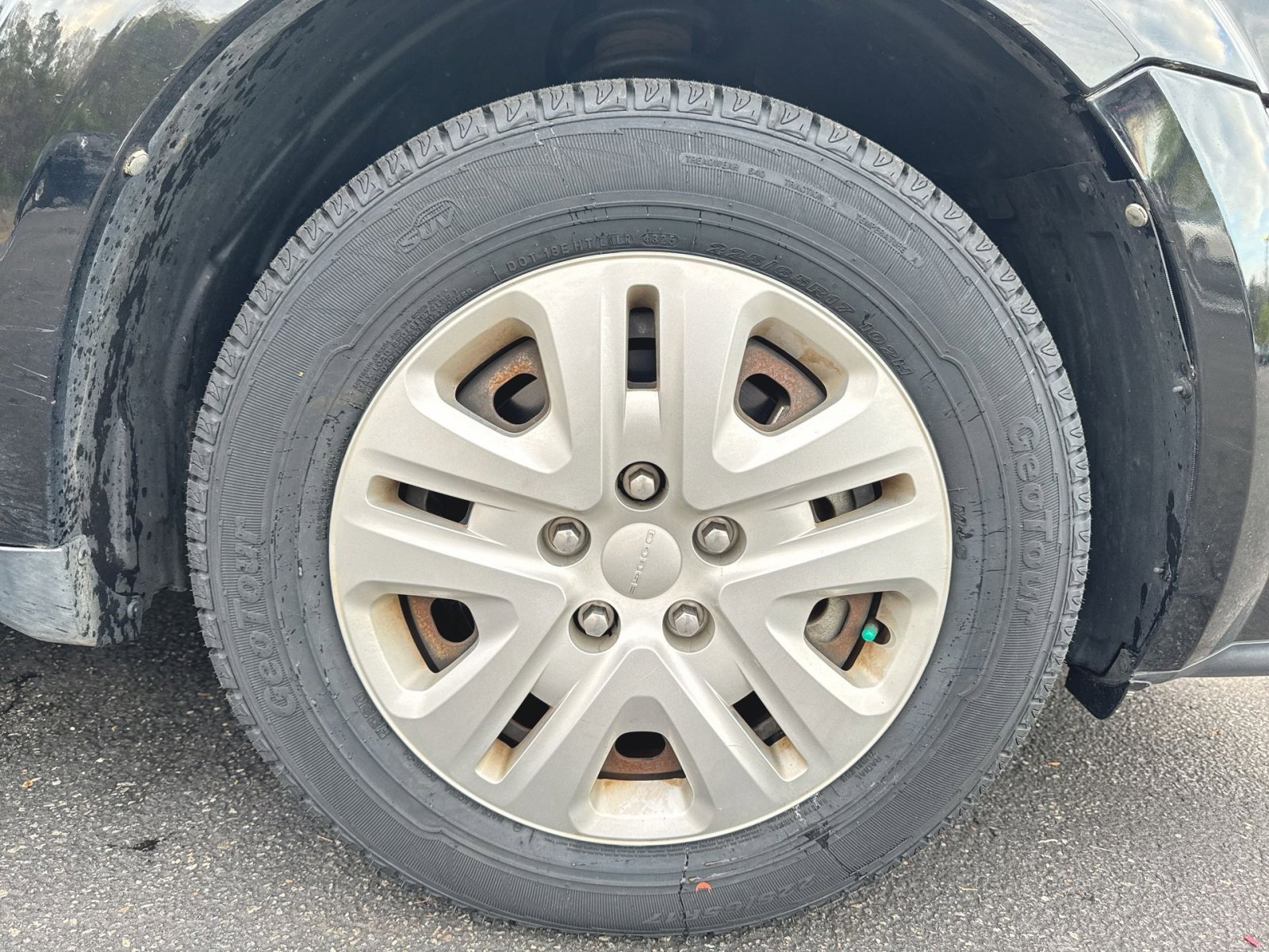 Used 2018 Dodge Journey SE image 2