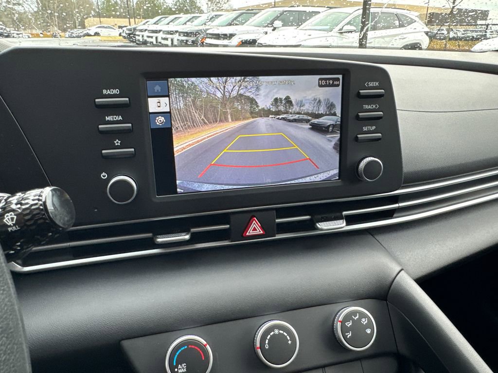 New 2026 Hyundai Elantra SE image 18