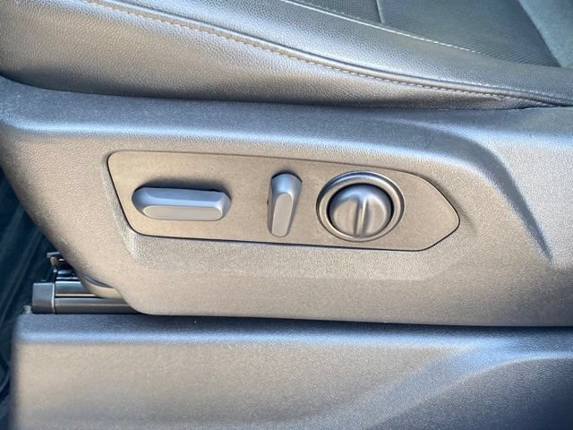 Used 2022 Chevrolet Silverado 2500 LTZ w/ LTZ Convenience Package AWD/4WD image 32