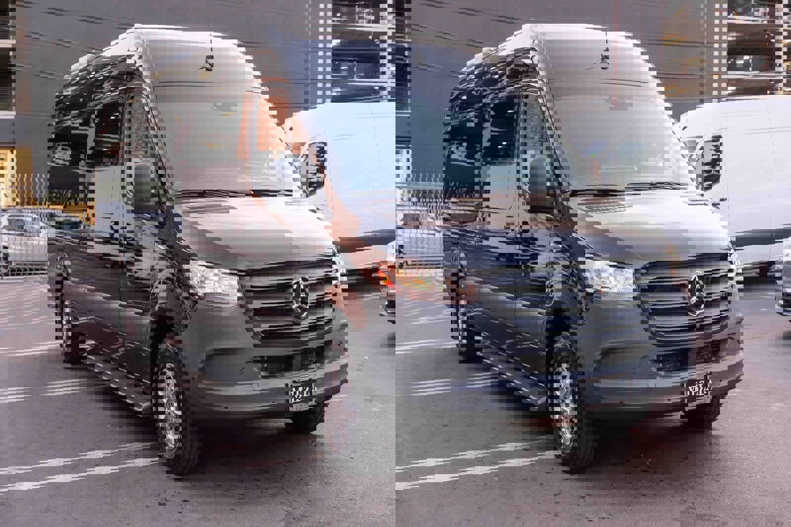 Used 2023 Mercedes-Benz Sprinter 2500 image 3