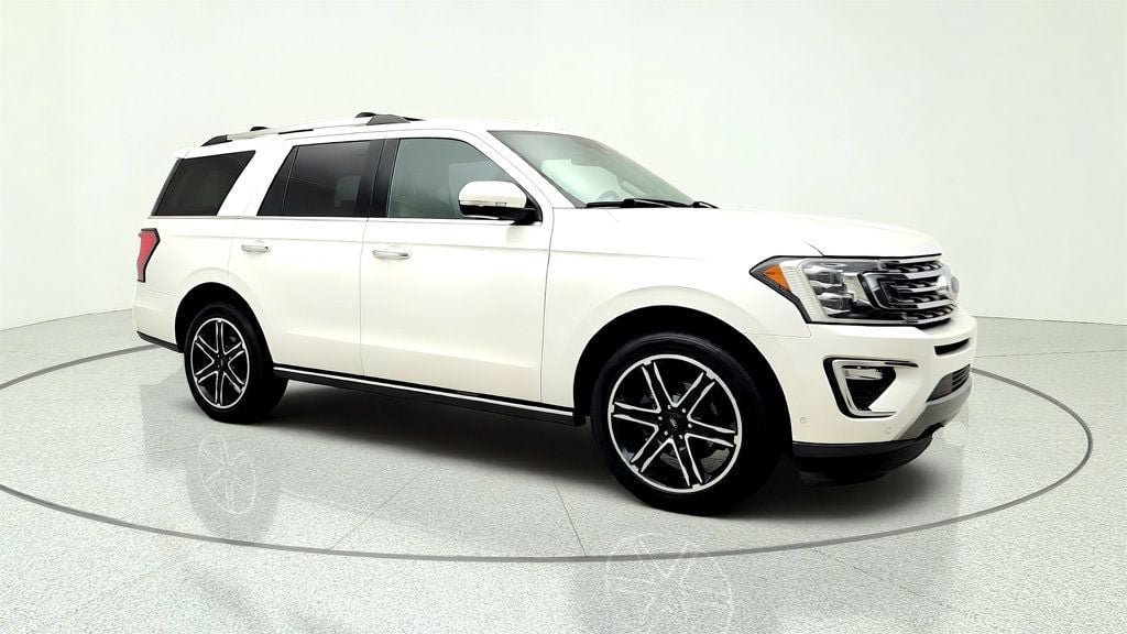 Used 2019 Ford Expedition Limited w/ Special Edition Package AWD/4WD image 3