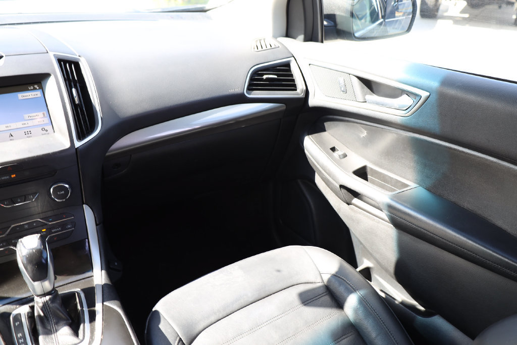 Used 2018 Ford Edge SEL w/ Equipment Group 201A AWD/4WD image 20